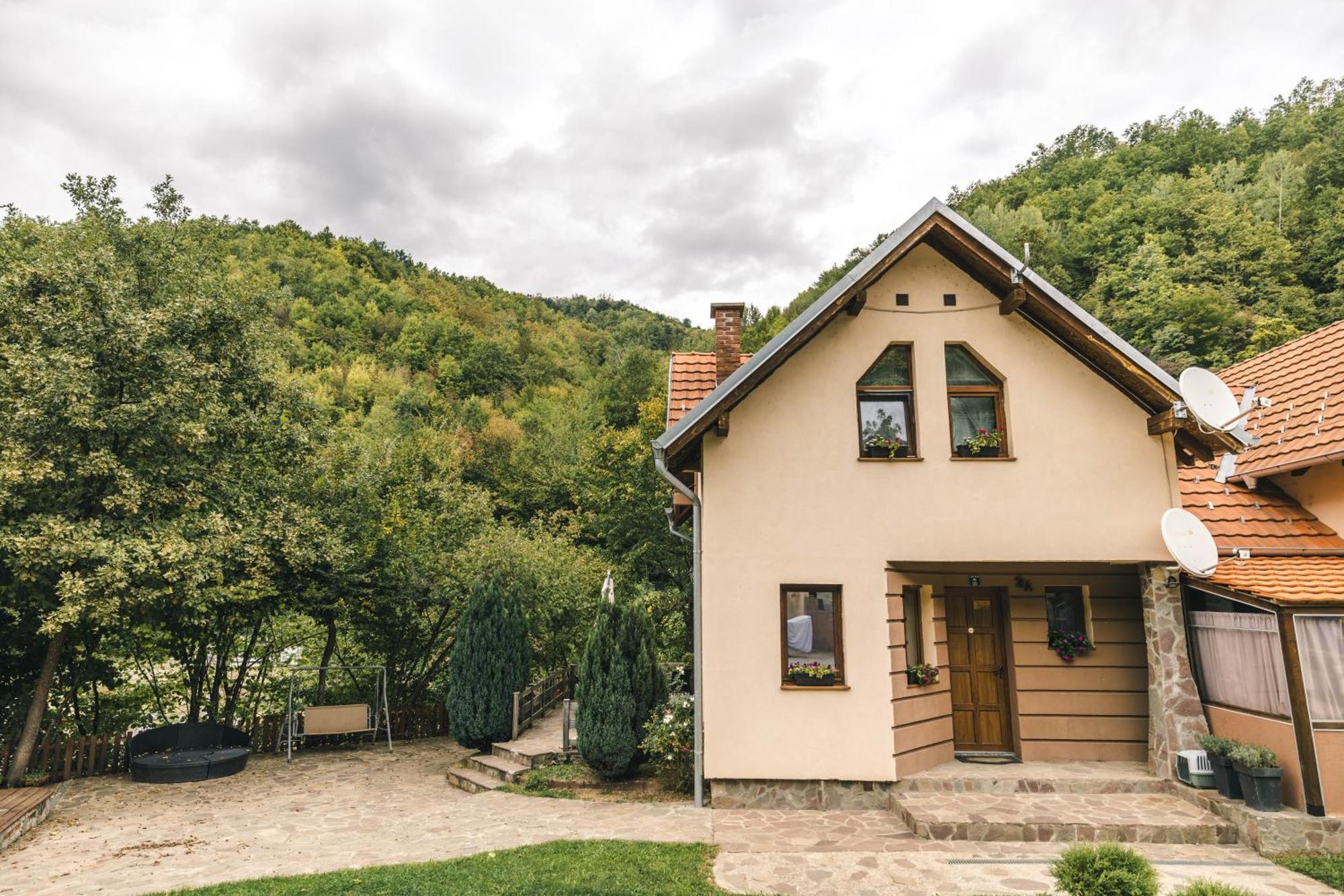 Lodge Zeleni Svet Crni Vrh Dış mekan fotoğraf